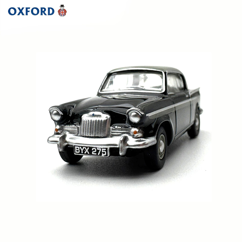 Vintage And Collectible Toys - Коллекционная модель автомобиля OXFORD 1/76 MKIII