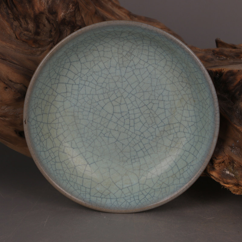 Vintage Collectible Dishes - Тарелка из фарфора ру-вэй в стиле