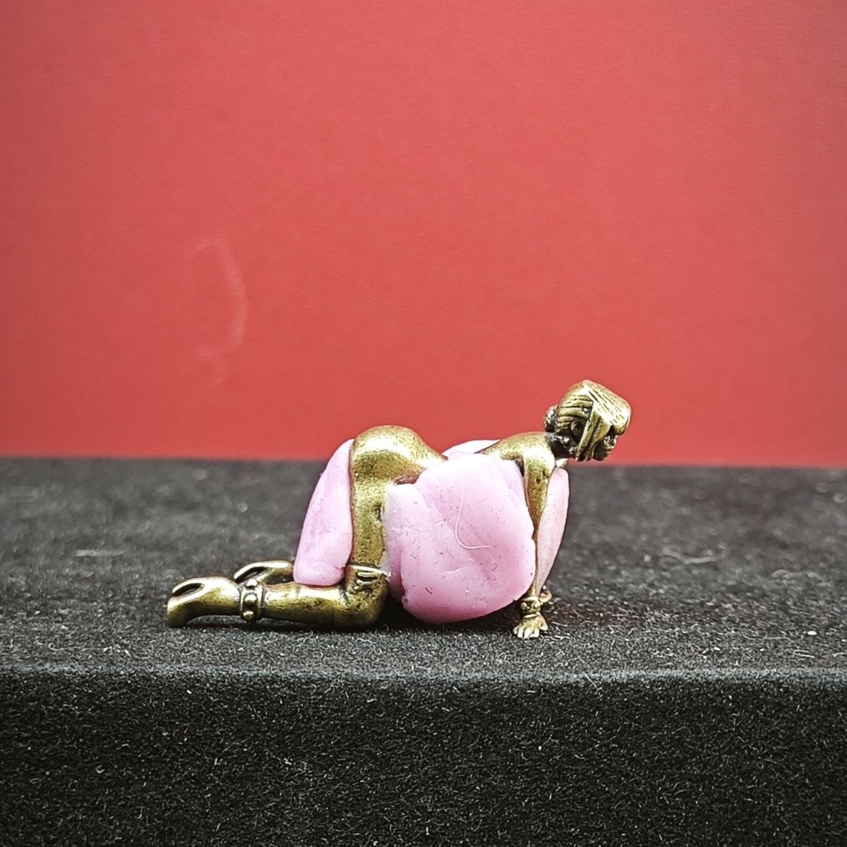 Vintage Collectible Ornaments - Миниатюрная художественная фигурка из античной латуни